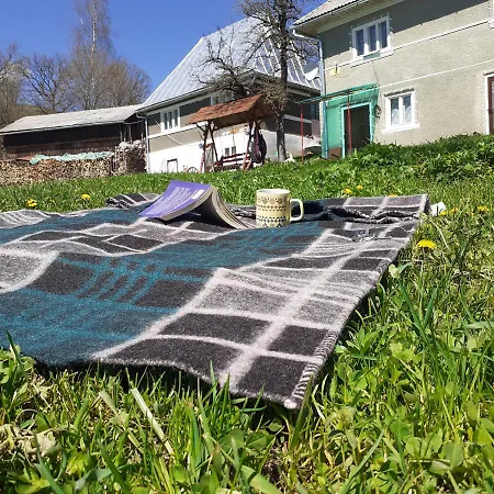 Sejour Farm Casuta Traditionala,rosia Montana, Acces Optional Hottube Guest house *
