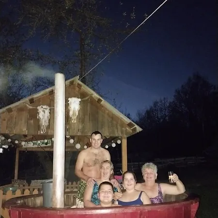 Sejour Farm Casuta Traditionala,rosia Montana, Acces Optional Hottube